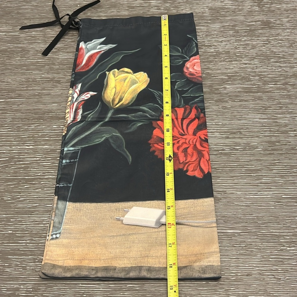 Gucci Dust Bags - Picture 3 of 5
